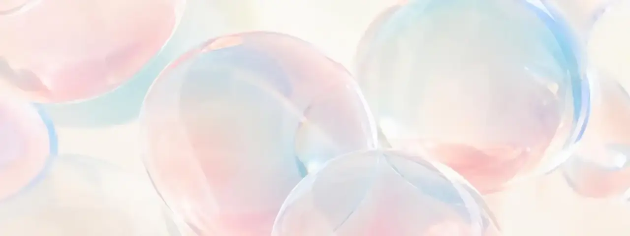 泡泡首映 - 神马电影 神马电影泡泡首映频道页头插画,米白色与浅黄色泡泡背景